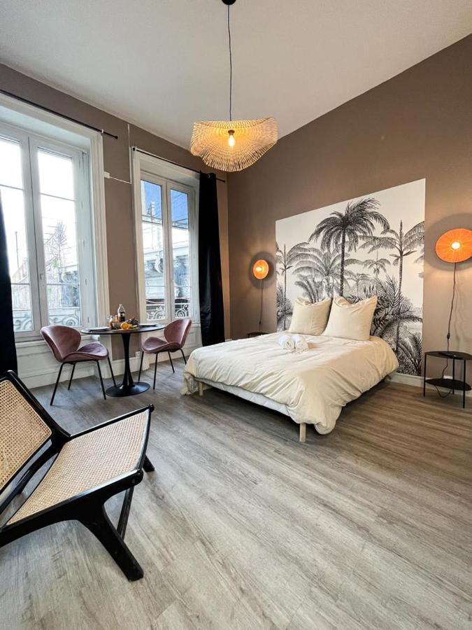 Suite Petra ลียง ภายนอก รูปภาพ